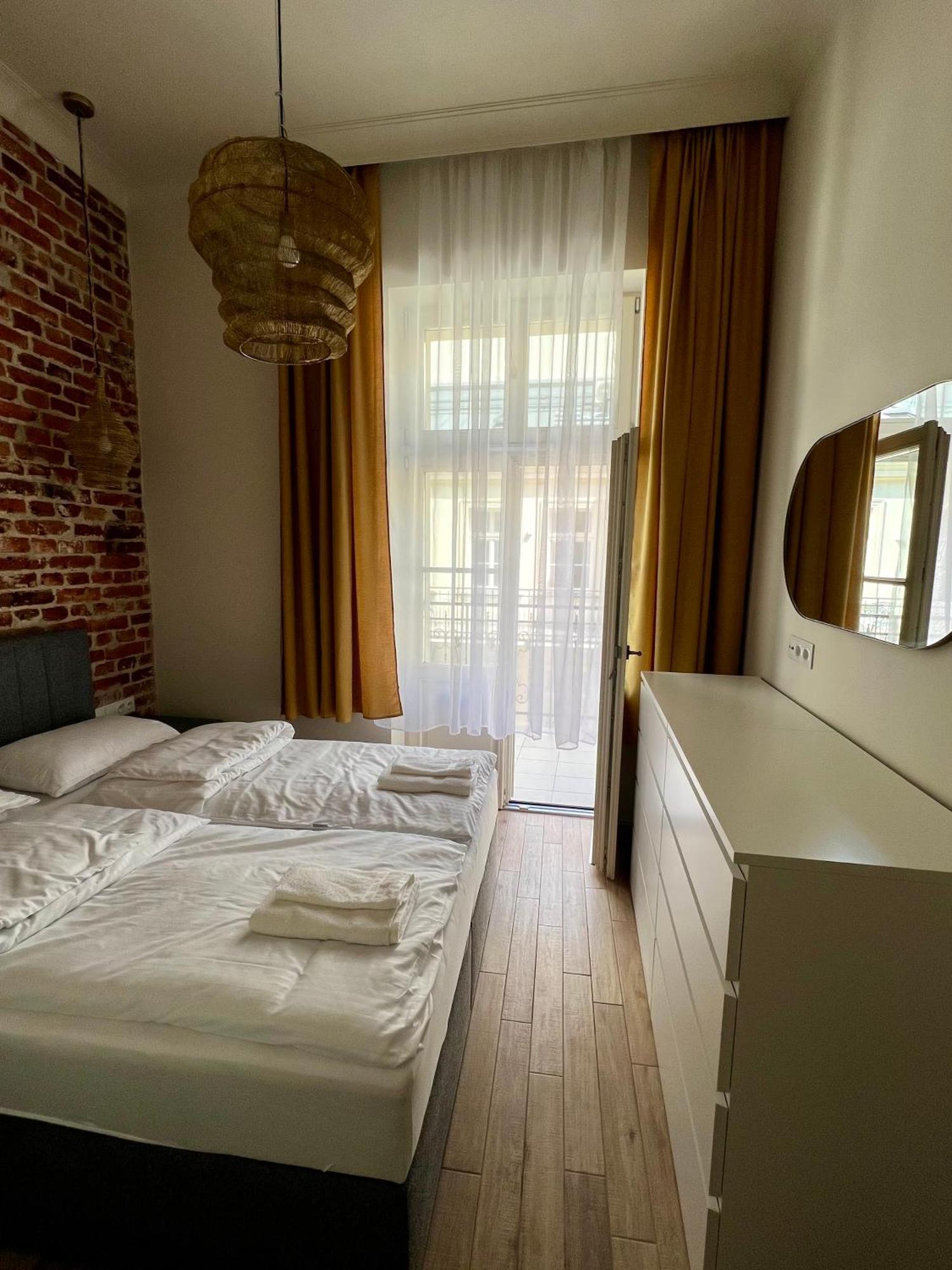 Sebastiana Street Luxury Apartment คราคูฟ ภายนอก รูปภาพ